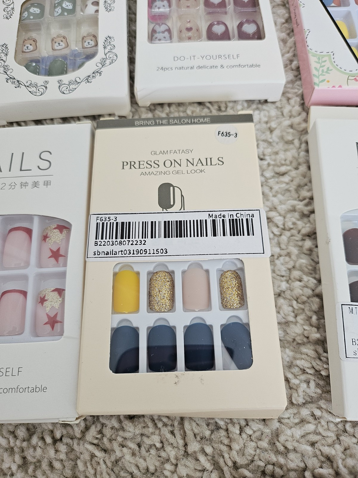Lot Of 22 False Nail Sets (21 hands, 1 toes)
