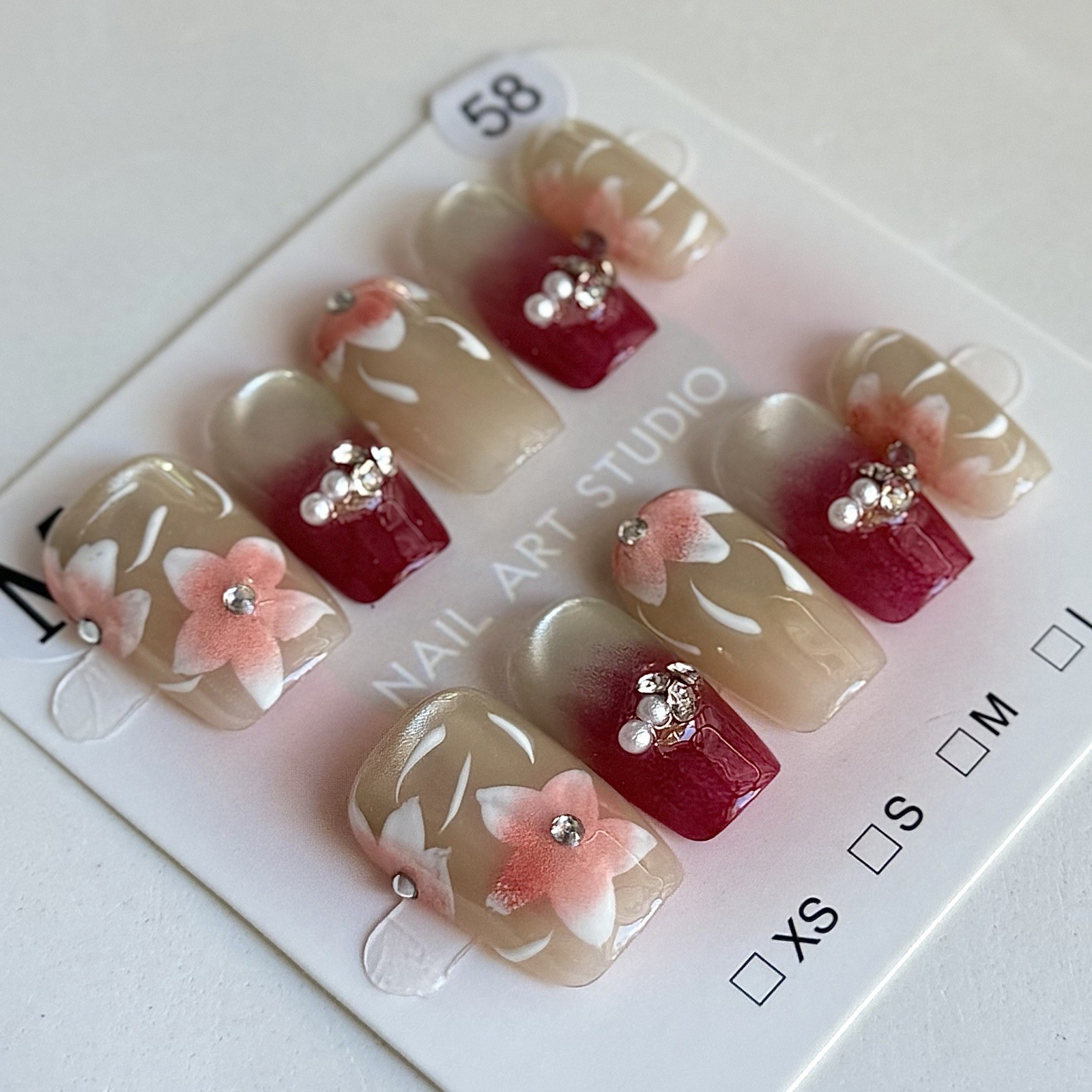 Handmade Nude 3D Flower Press-On Nails Size M Medium Square Reusable False Nail