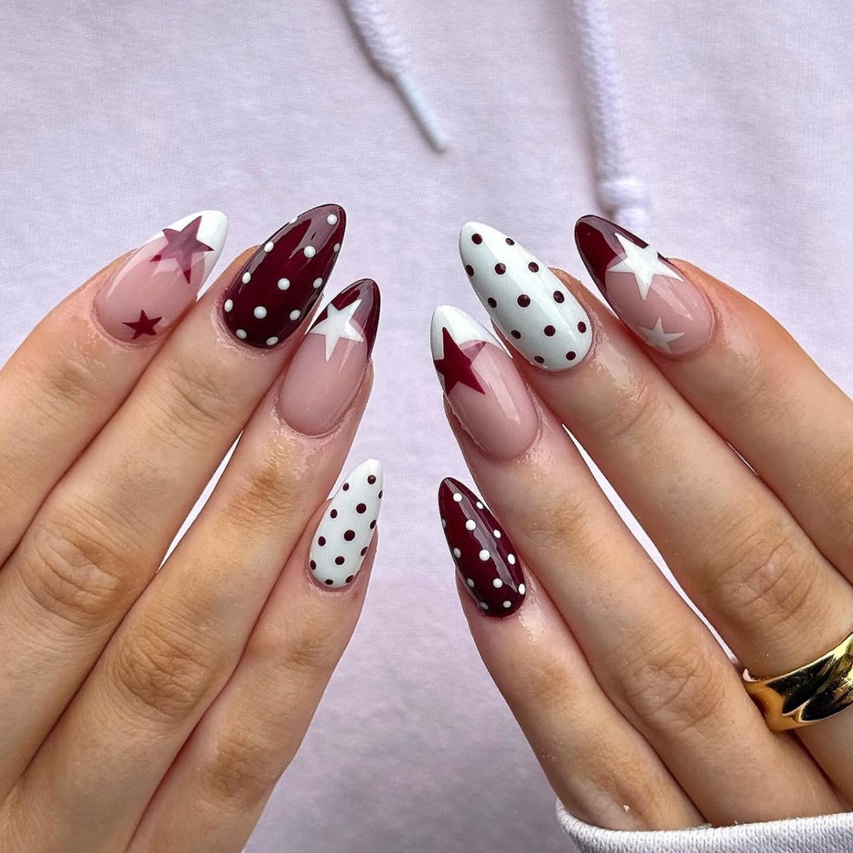 48Pcs Almond Press on Nails, Burgundy Polka Dot Star Sweet Cool Fake Nails