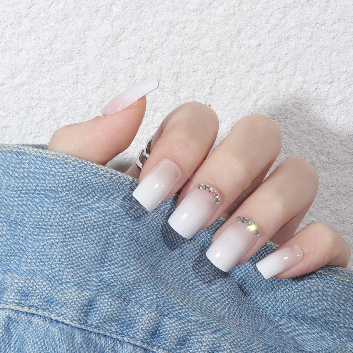 24pcs Long Coffin Gradient Rhinestone Fake Nails with 1 Tape 1 Nail File Set