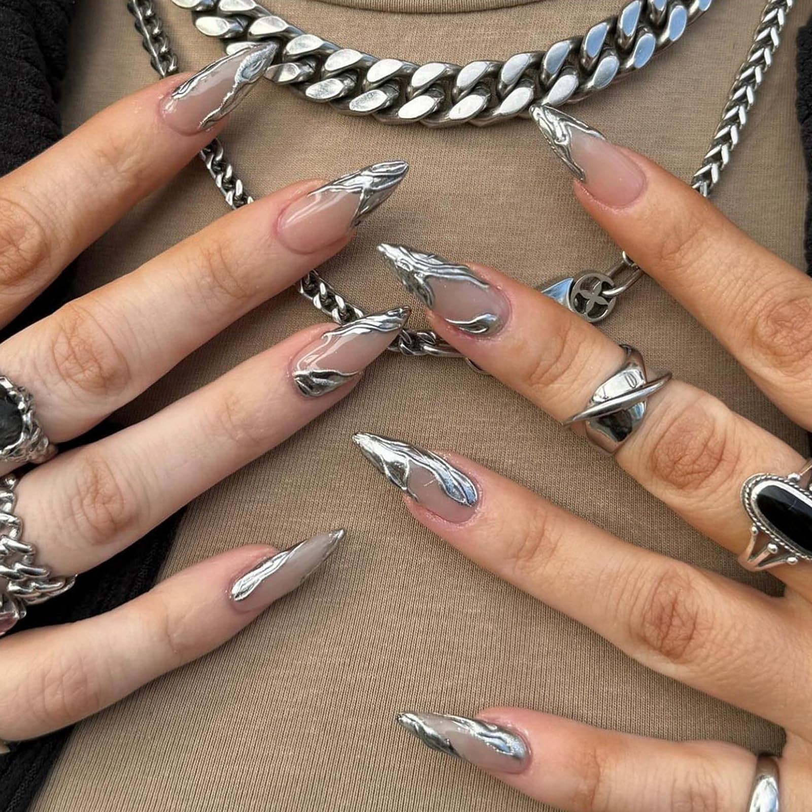 24Pcs Press on Nails Long French Tip, Metal French False Nails Natural Full C…
