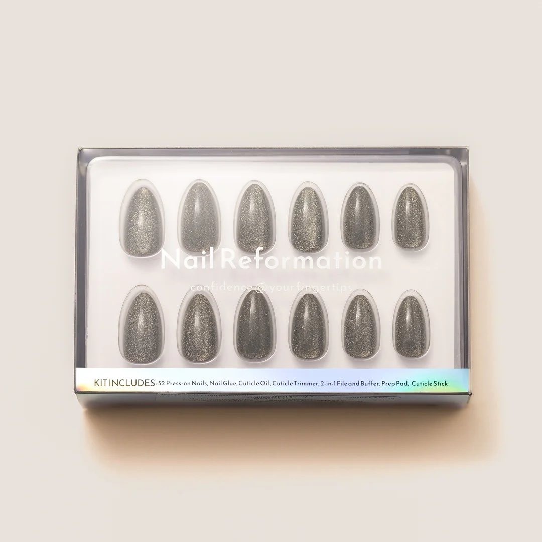 Nail Reformation Confidence at Your Fingertips 32 Piece Press On Nails Glitter