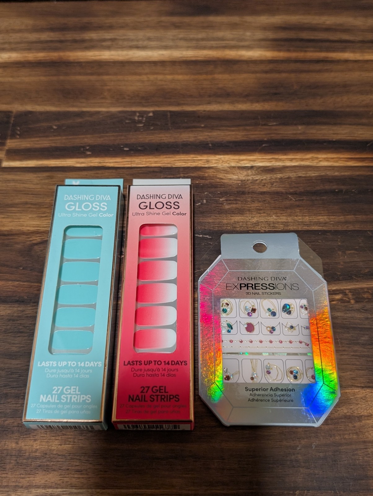 Dashing Diva Gloss Gel Nail Strips & Expressions Nail Stickers – Blue/Teal Pink