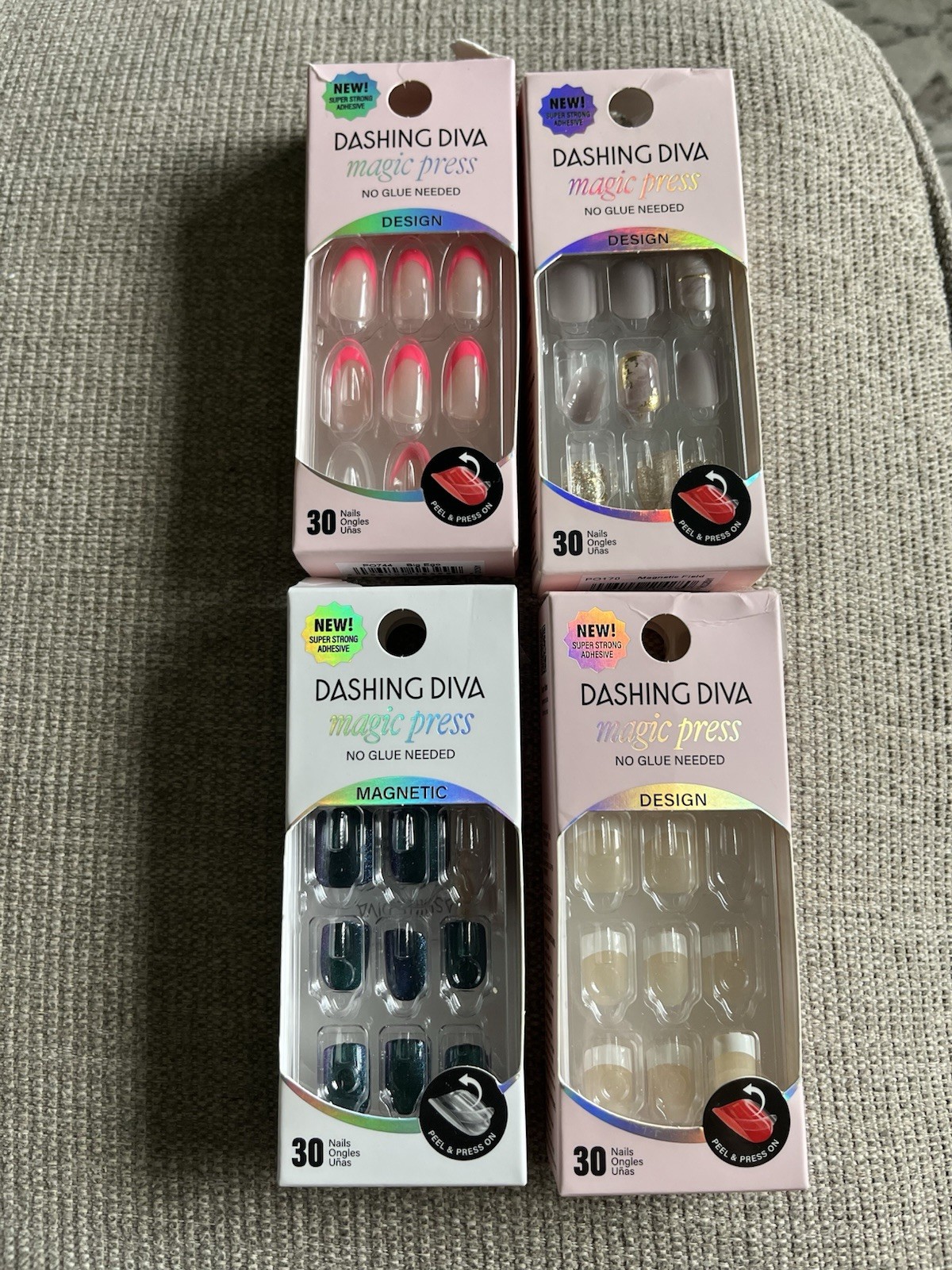 Dashing Diva Magic Press Nails 4 pack Medium Length