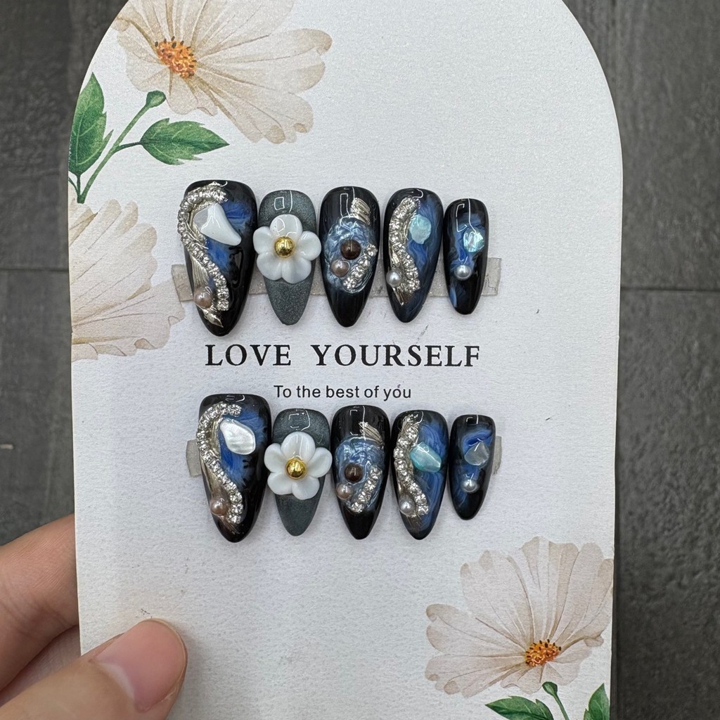Handmade Fake Nail Cool Blue Black Cat Eye Chain 3D Carved Almond Press On Nail