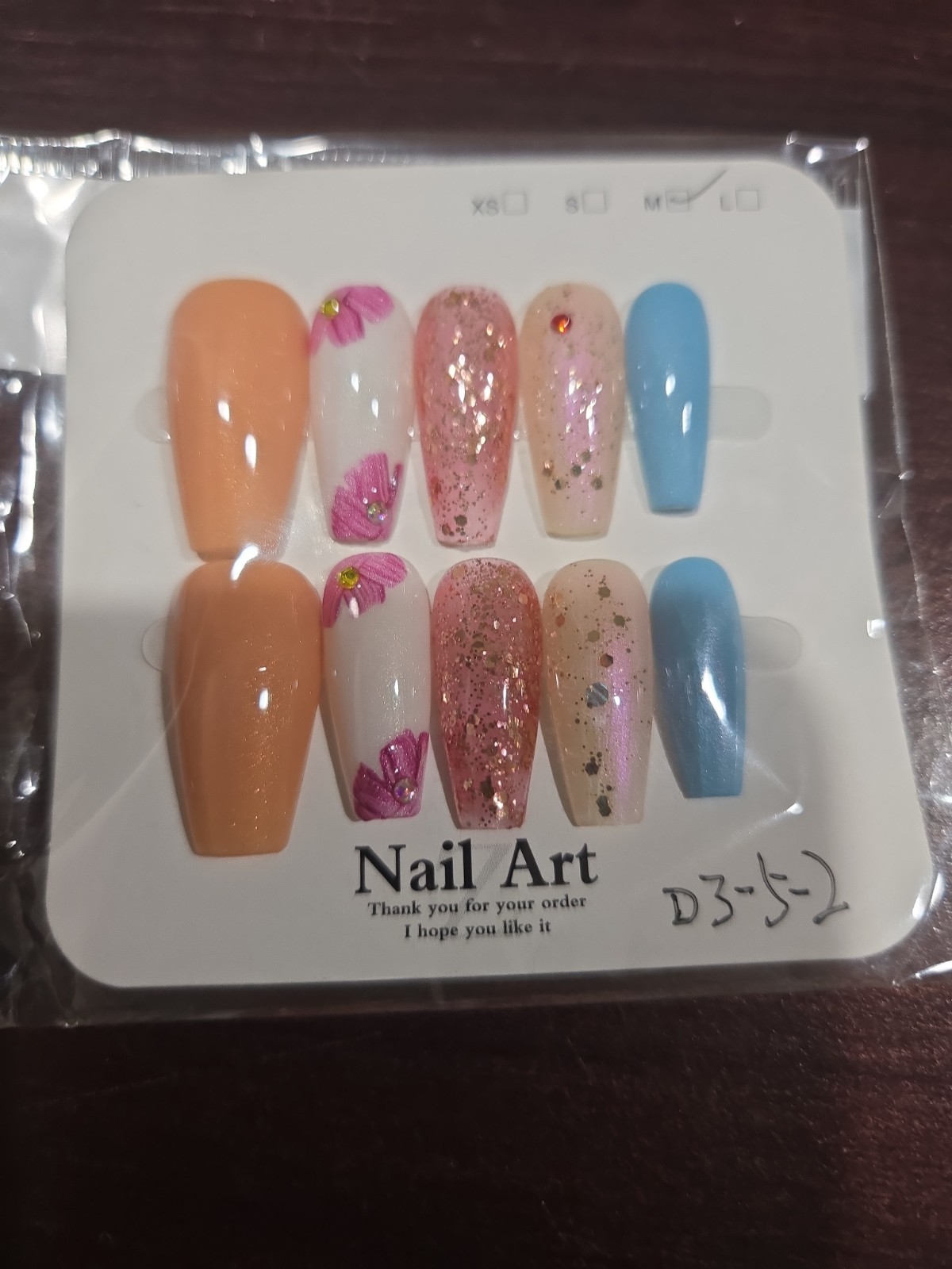 Press On Nails Medium 9 Sets With Alcohol, Glue and File