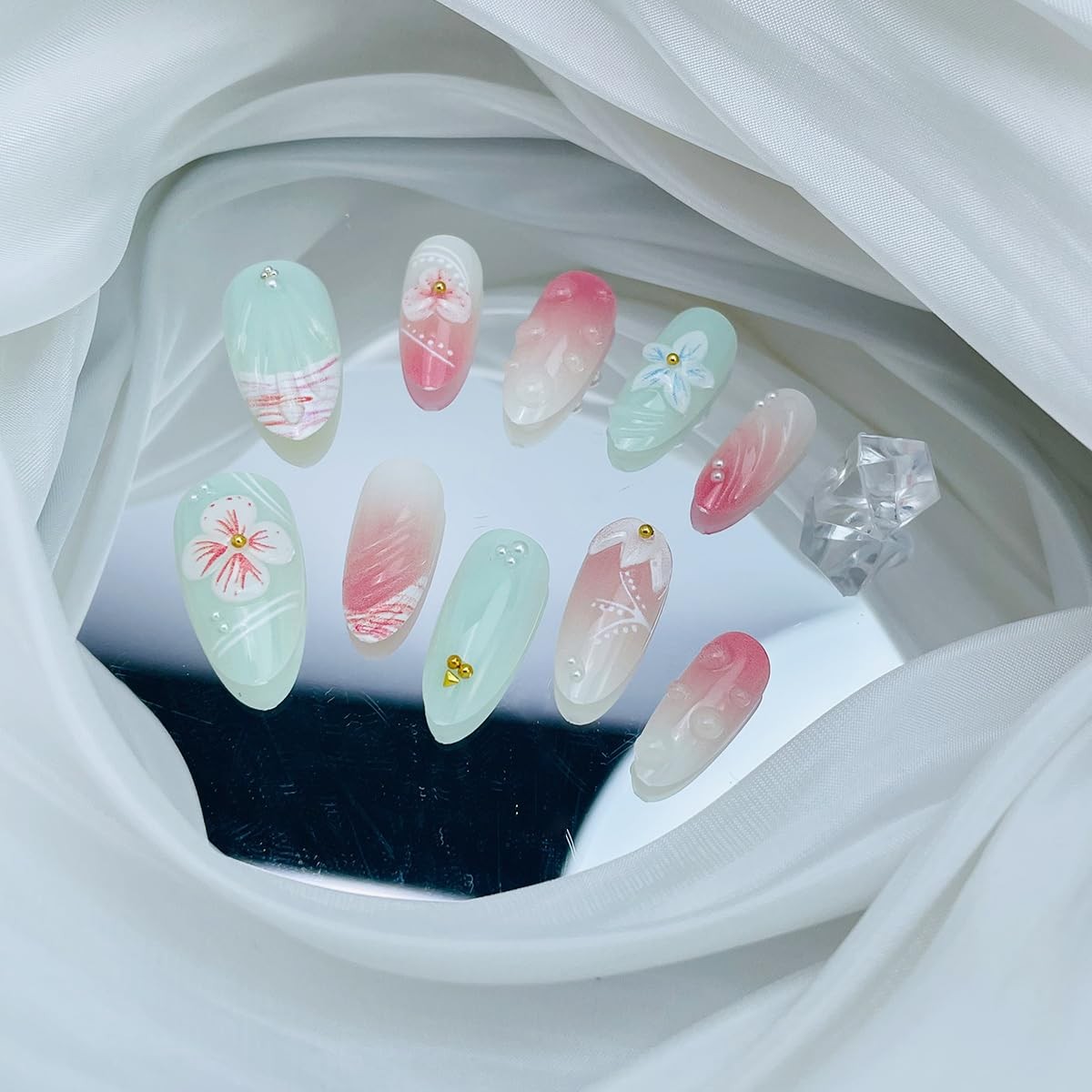 30Pcs Summer Press On Nails Medium Almond Fake Nails with 3D Flower and Gold …