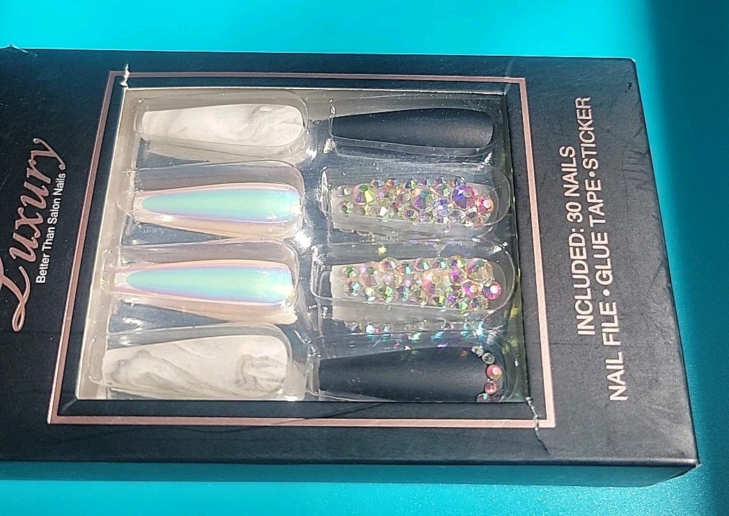 Beautiful New Luxury Nails, Black, Pearlescent, Marble, W/rhinestones