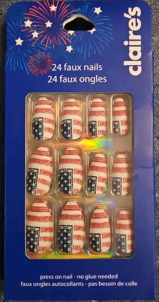 Claire’s 24 Faux Nails US Flag Stars And Stripes