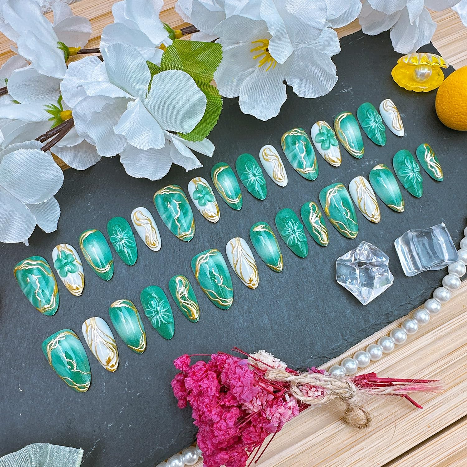30Pcs Green Press on Nails Medium Almond 3D Flower Fake Nails with Gold Lines Gi