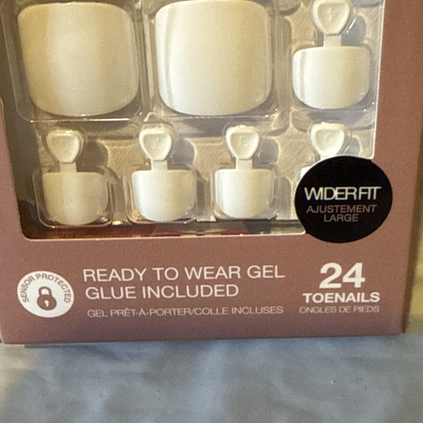 2 pack Gold Finger Color Toenails 2pk White Wider Fit Ready To Wear Gel 24ct