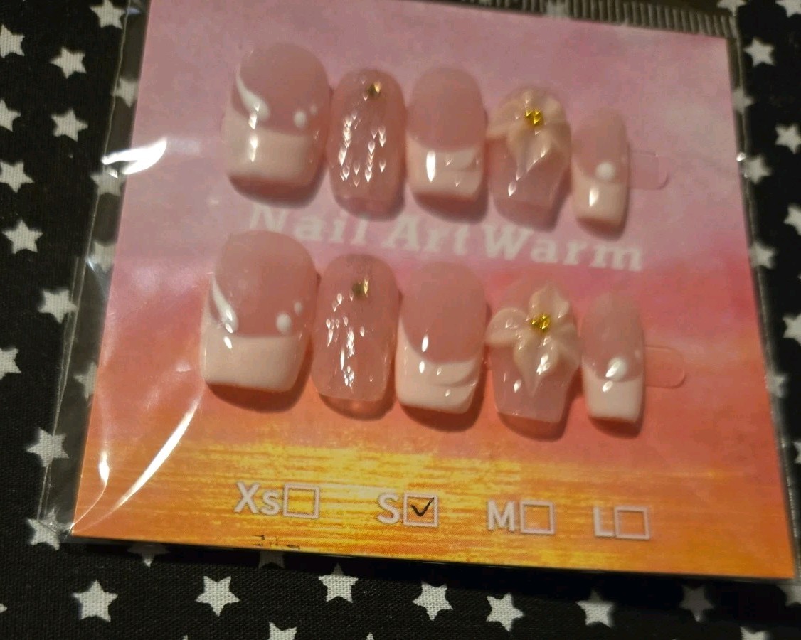 French Design “Unbranded” Press On Nails Size S