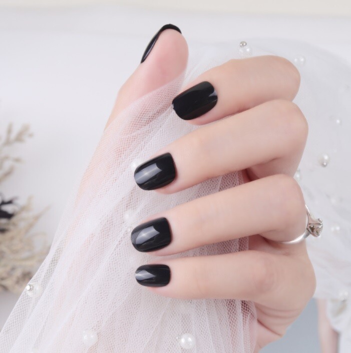 Handmade Press On Nails – Glossy Short Square Nails, Black White Red Fake Nails