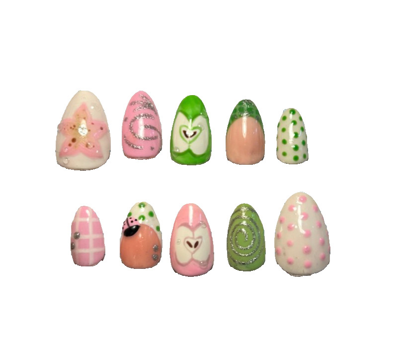 Pink and green floral and polka dot nail art set #floral #polkadot press ons