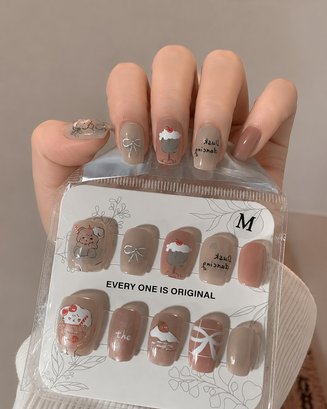 Warm Nude Kawaii Cartoon Press-On Nails – Glossy Square False Nails – Medium