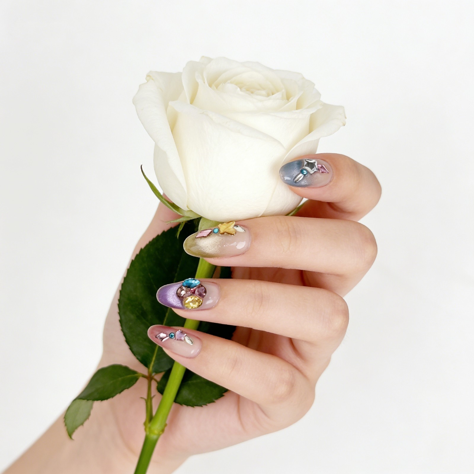 Rainbow Sugar Diamond Press-On Nails Medium Oval Sweet Cool Style Handmade Set
