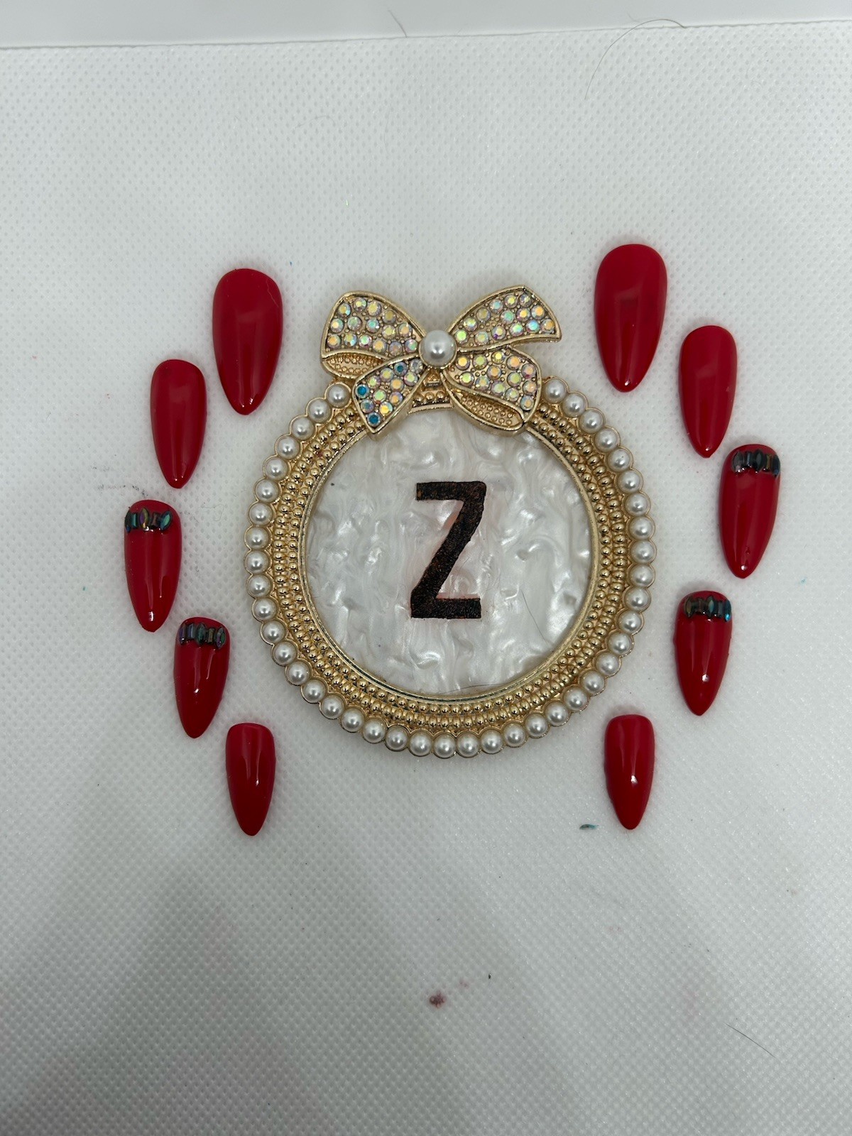 Z NAILZ! Handmade Classic Red M Almond Press On Nails With Bling