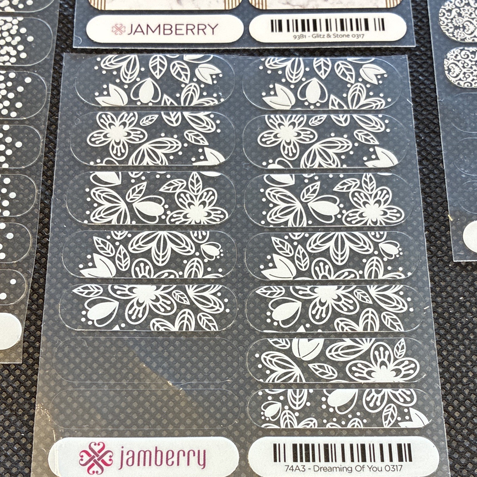 Jamberry Nail Strips 93B1 74A3 LC07 Self-Adhesive Marble WhiteFloral Partial Lot