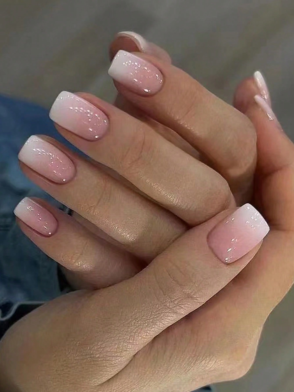 24pcs Short Square Pink Gradient Fake Nail False Nails Press On Nails Glue On
