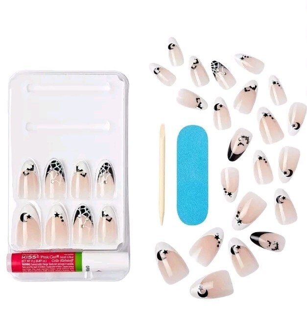 2 KISS Voguish Fantasy Halloween Nails Almond Medium Clear, Black 90502/7