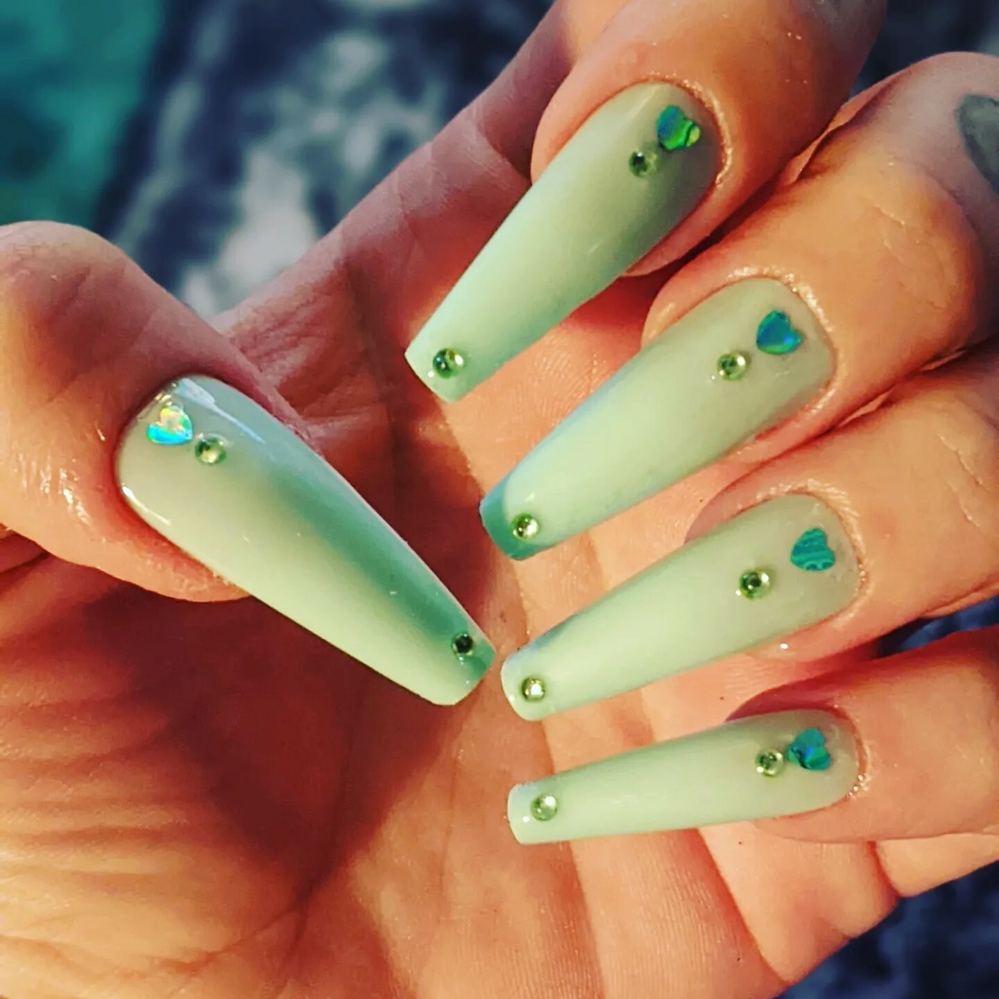 Handmade Press on nails love blues. Msg with size xs/s/m/l or custom 