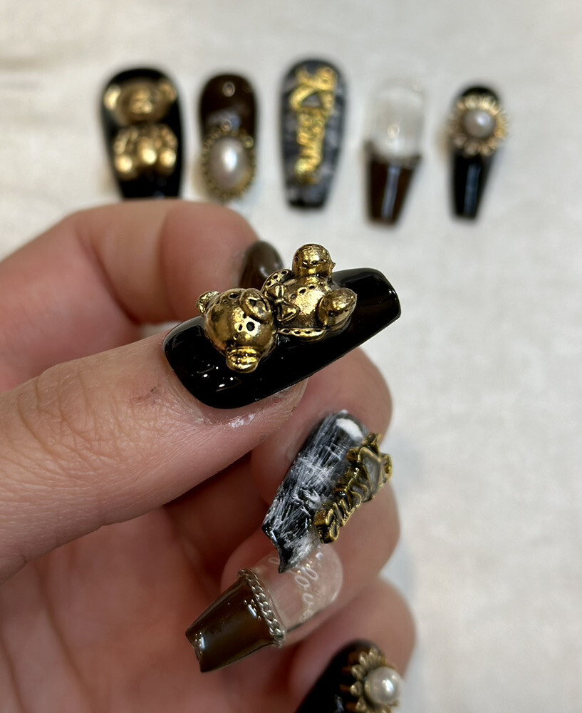 “Kiss Me I’m A Teddy Bear” Beautiful Press On Nails – Handmade – Long RRP $30