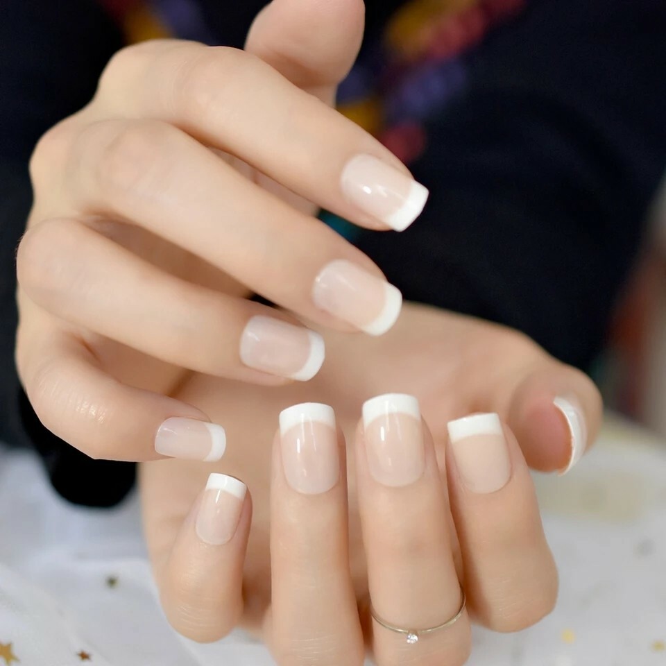 Short French Mani Press on nails Nude classic baby boomer white tip Classic