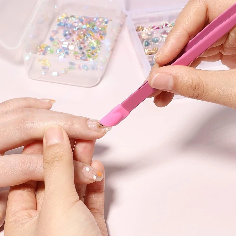 Durable Nail Tweezers With Silicone Press Head For Nail Salon
