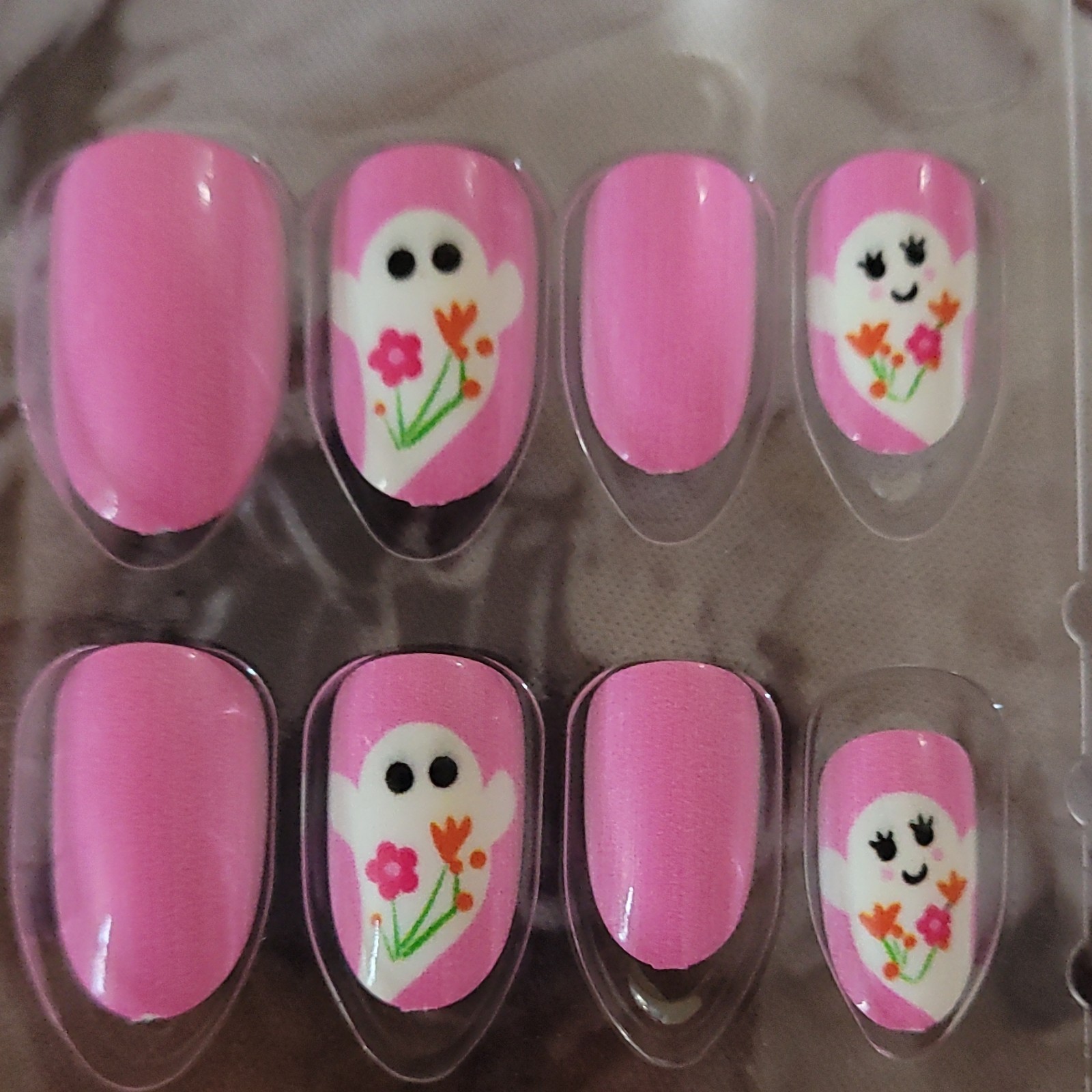 Pre-Designed Press-On Nails Short Oval Pink White Floral Flowers 3D Full Cover