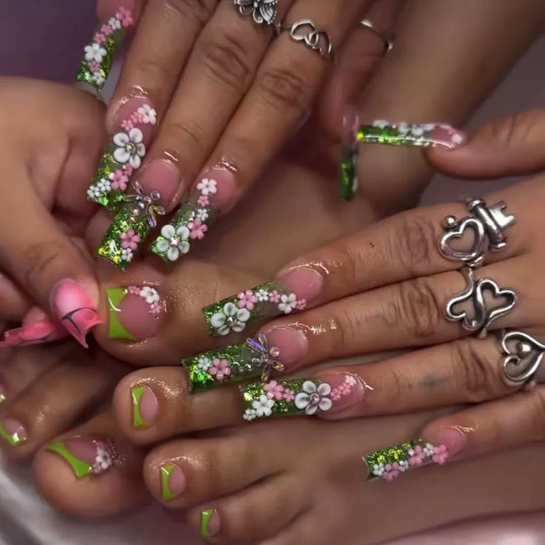 48Pcs Green Gradient Removable Press On Nails With Dragonfly Flower Toe