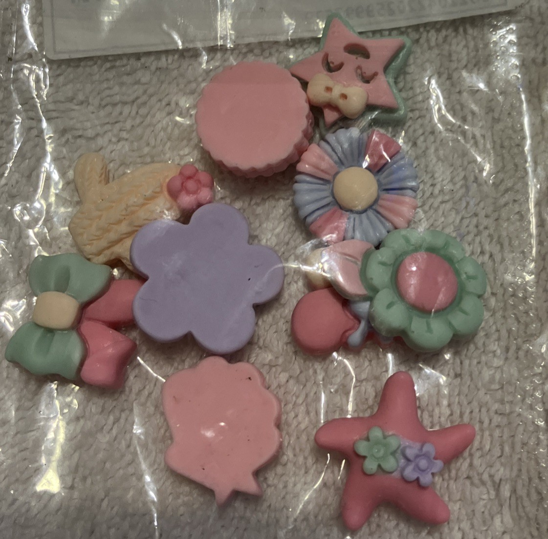 Lot Of 12 Nail Art Decorations 3D Candies, Mink Fur, Gemstones Christmas- Etc