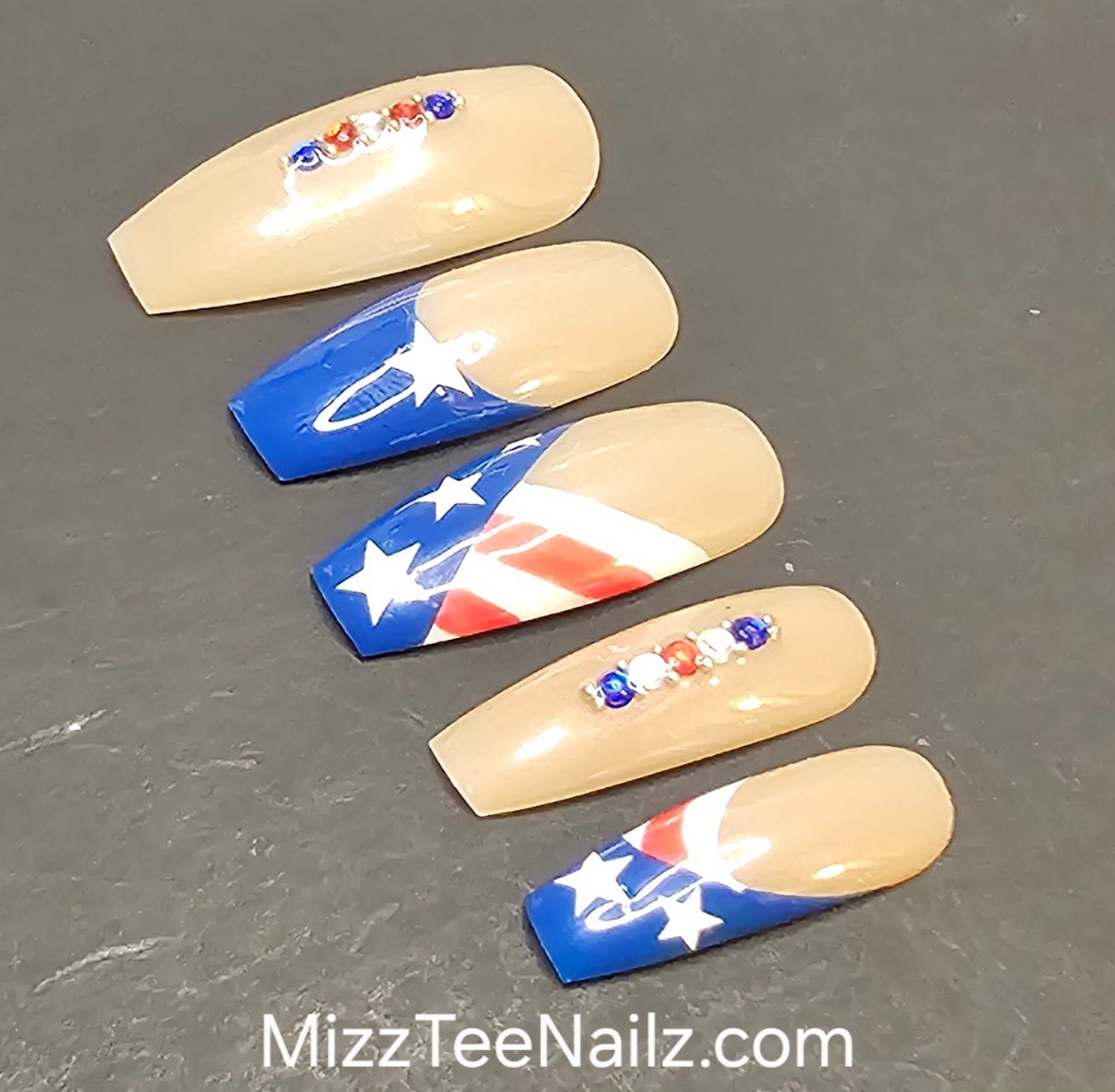 Press-On Nail Set # 109: ‘Merica