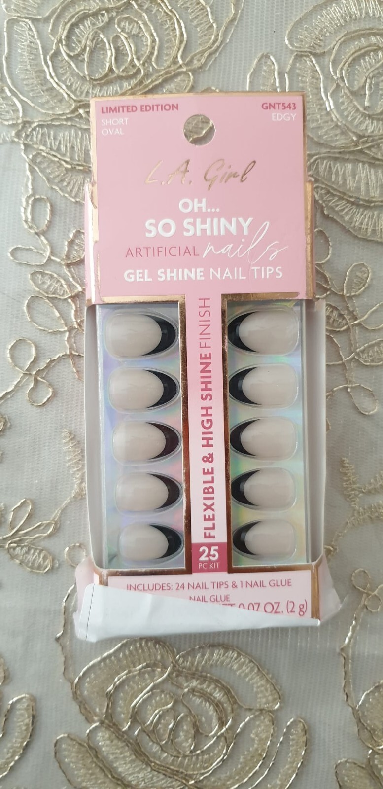 L.A. Girl Oh So Shiny Gel Shine Nails (24 Tips & 1 Glue each)