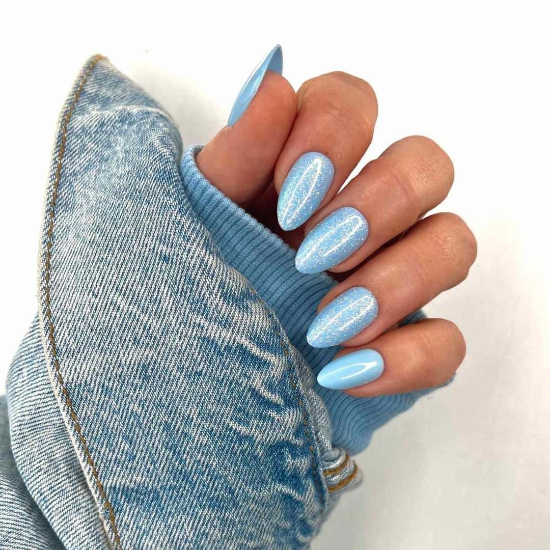 Red Aspen Press On Nails- Spring Showers, Scottie Medium-Almond-Glitter -Blue
