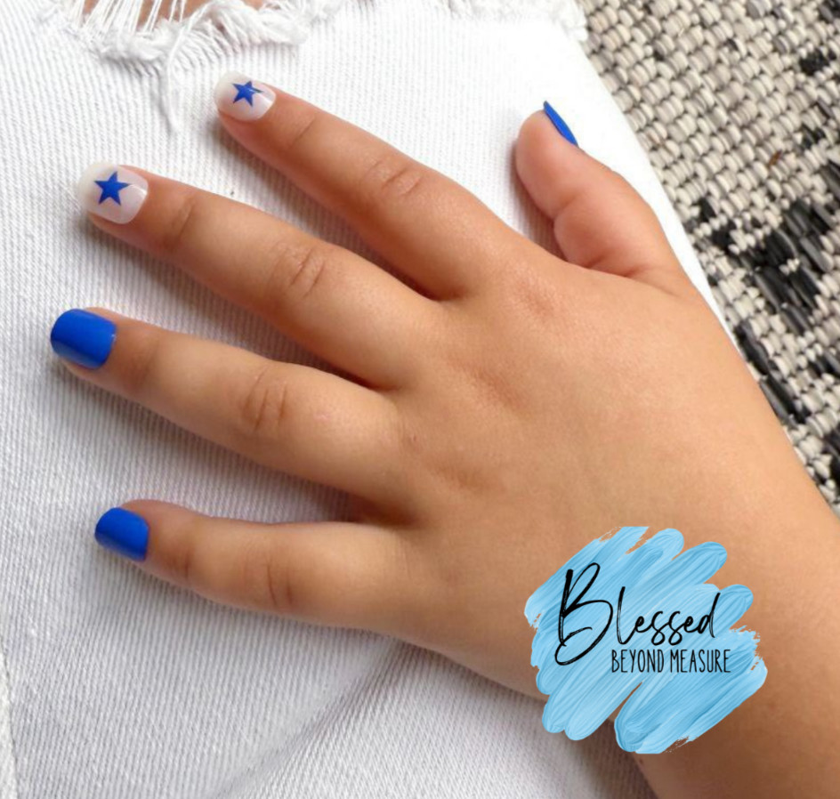 Red Aspen Press On Nails~ All American Besties, Odette (Petite) Blue Star
