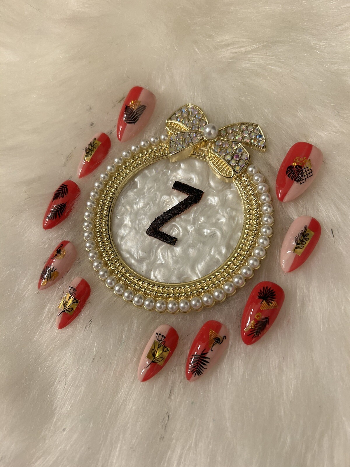 Z NAILZ! Gorgeous Set Of Handmade Red/flesh M Oval Press On Nails With Decals