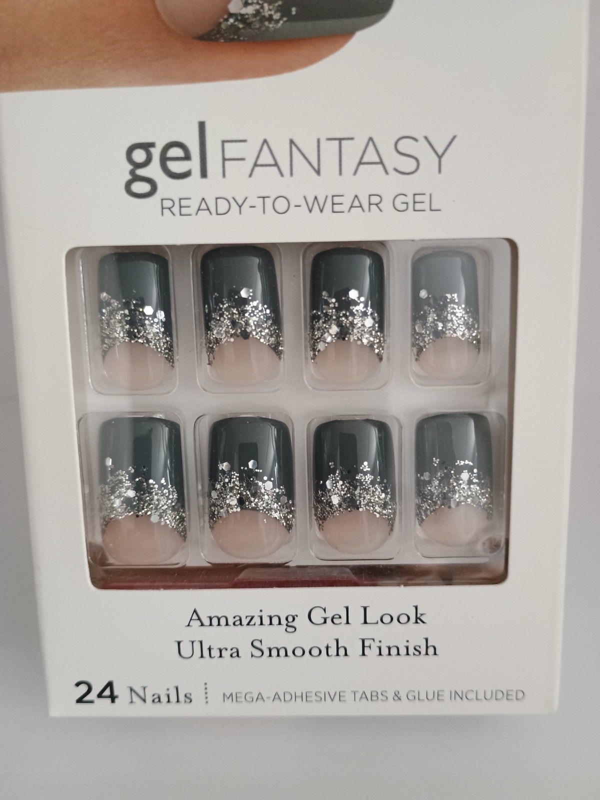 Kiss Gel Fantasy Medium Length Glue-on False Nails – Gray French Glitter