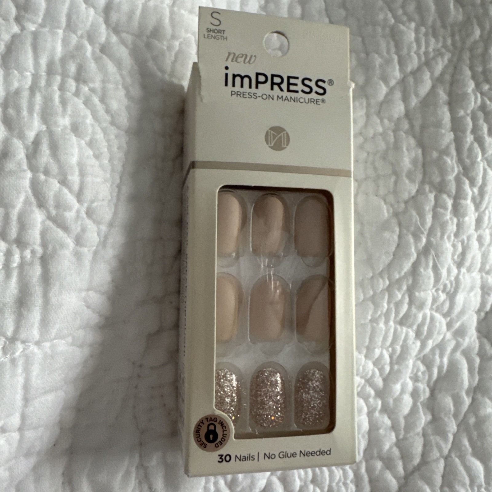 Kiss Impress Press-On Short Nails Evanesce 30-Count- Matte Beige Glitter