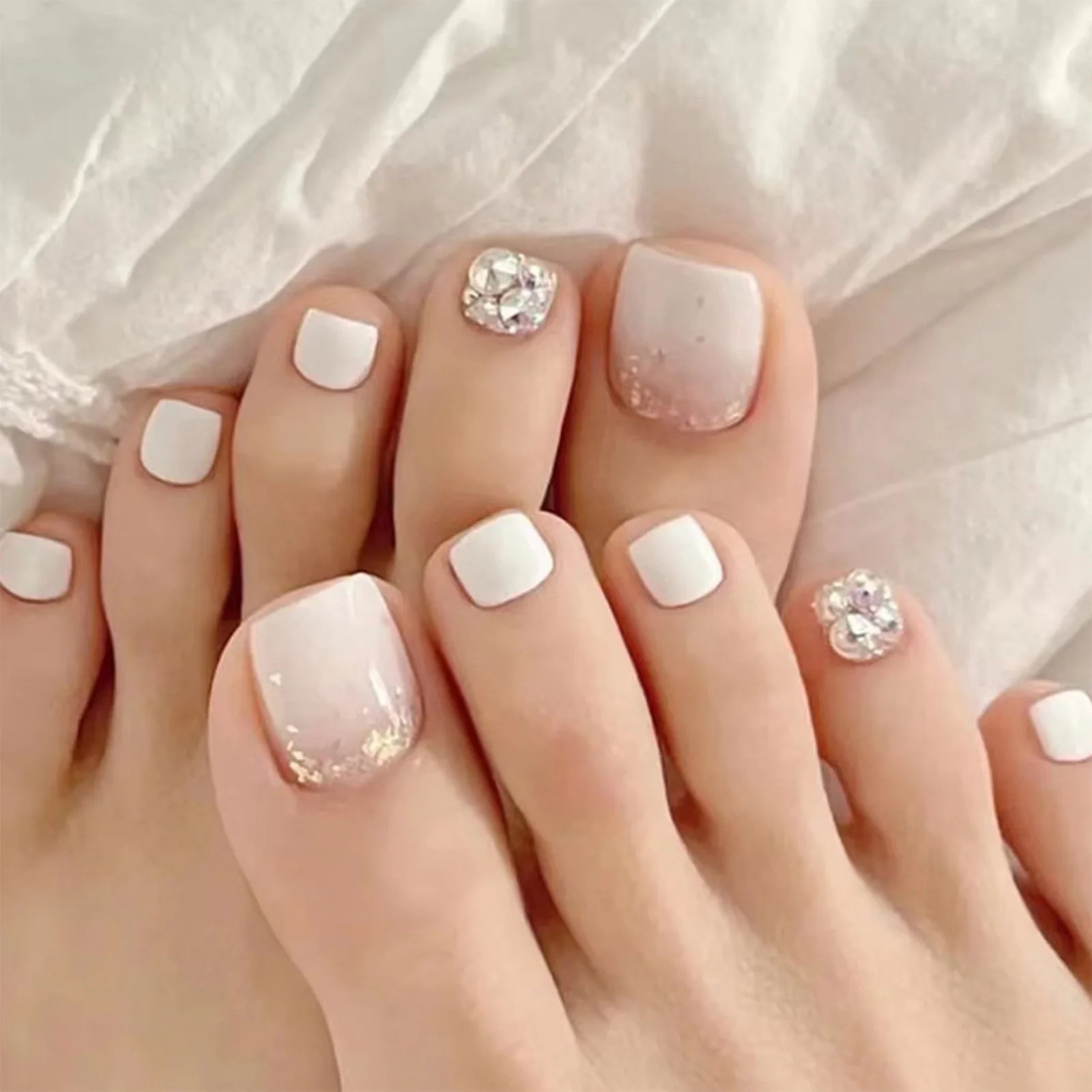 24pcs Retro Red French False Toenails Gold Crystal Square Full Cover