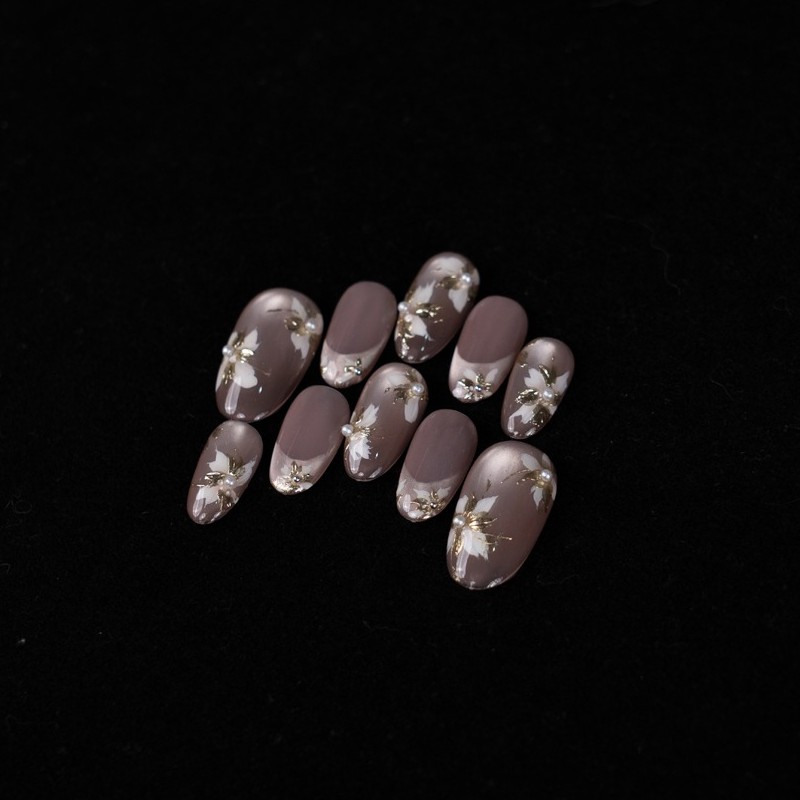 10pcs Nude Cat Eye Press On Nails 3D White Flower Gold Foil Almond