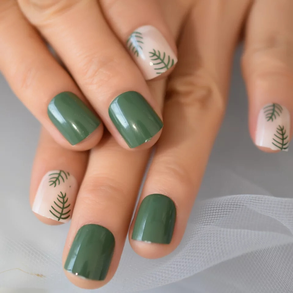 24 Short press on nails kit w glue green fern nude dark
