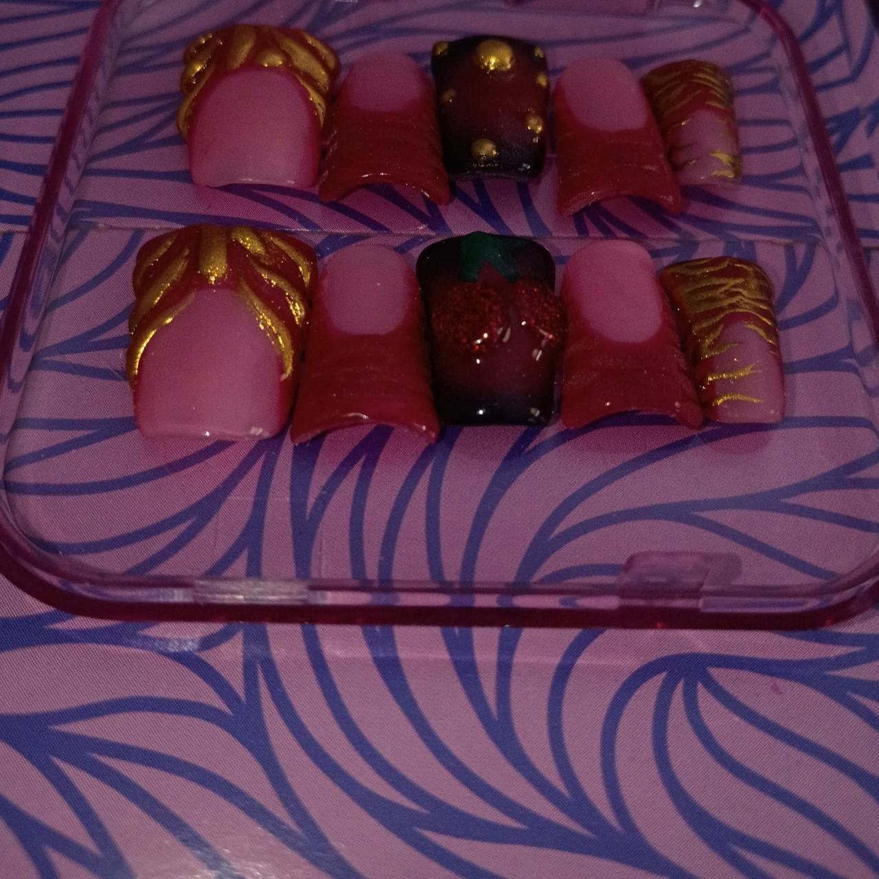 Short Duck Alt Press-On Nails 3D Abstract Full Cover