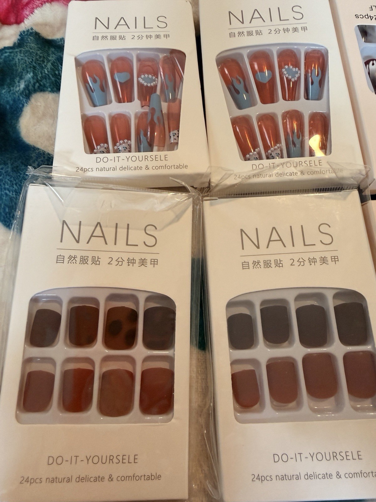 BEAUTY NAIL 8 Sets 24pc Press-On Nails Coffin Long Floral Shiny Plastic