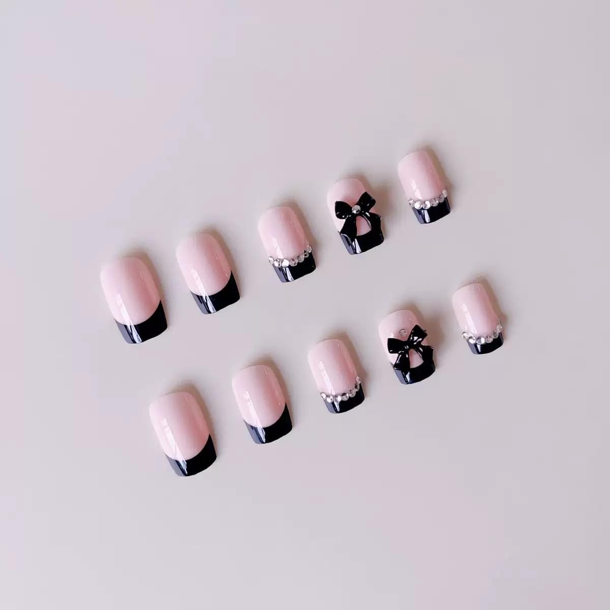 CTTHNBD Short Press on Nails Square – Black French Tip Fake Nails with Bow Ch…