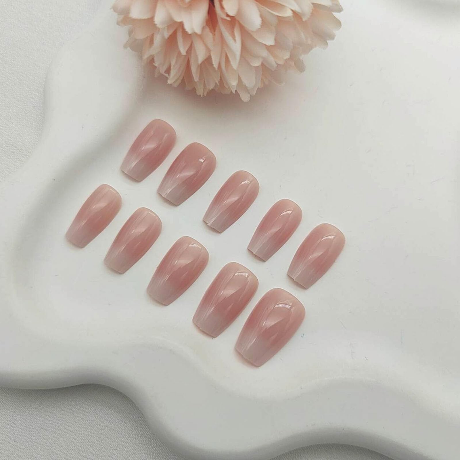 Gradient Press on Nails Short Coffin Fake Nails with Ombre Glossy Designs Nails