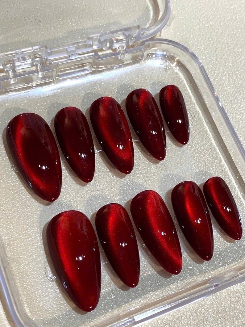Red Cat Eye Press On Nails Glossy Burgundy Magnetic Fake Nails Reusable Glue On