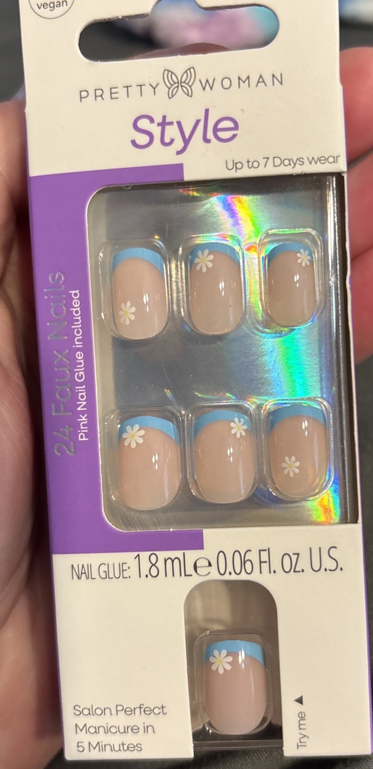 Pretty Woman Style Faux Nails 24 Count w/ Glue – Blue Tip Floral – New