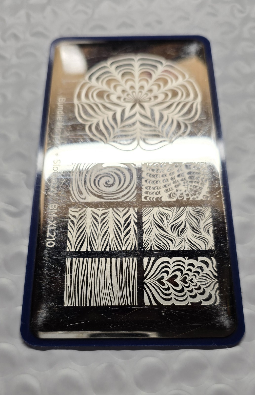 Maniology Bundle Monster + Sloteazzy BM-XL210 Nail Stamp Plate Floral Swirl HTF
