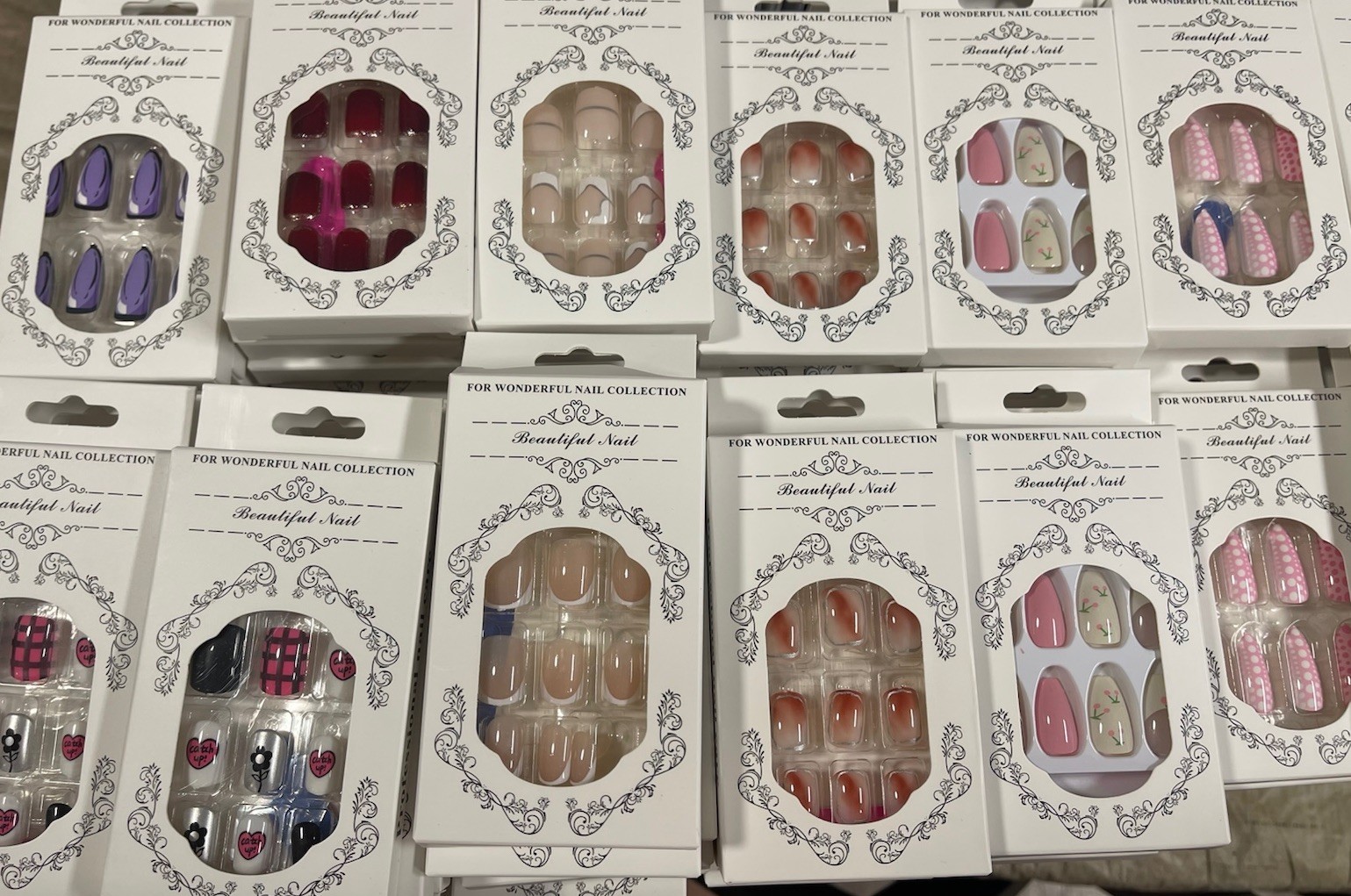 Press On Nails 24 Pieces short and long DM to pick the color.