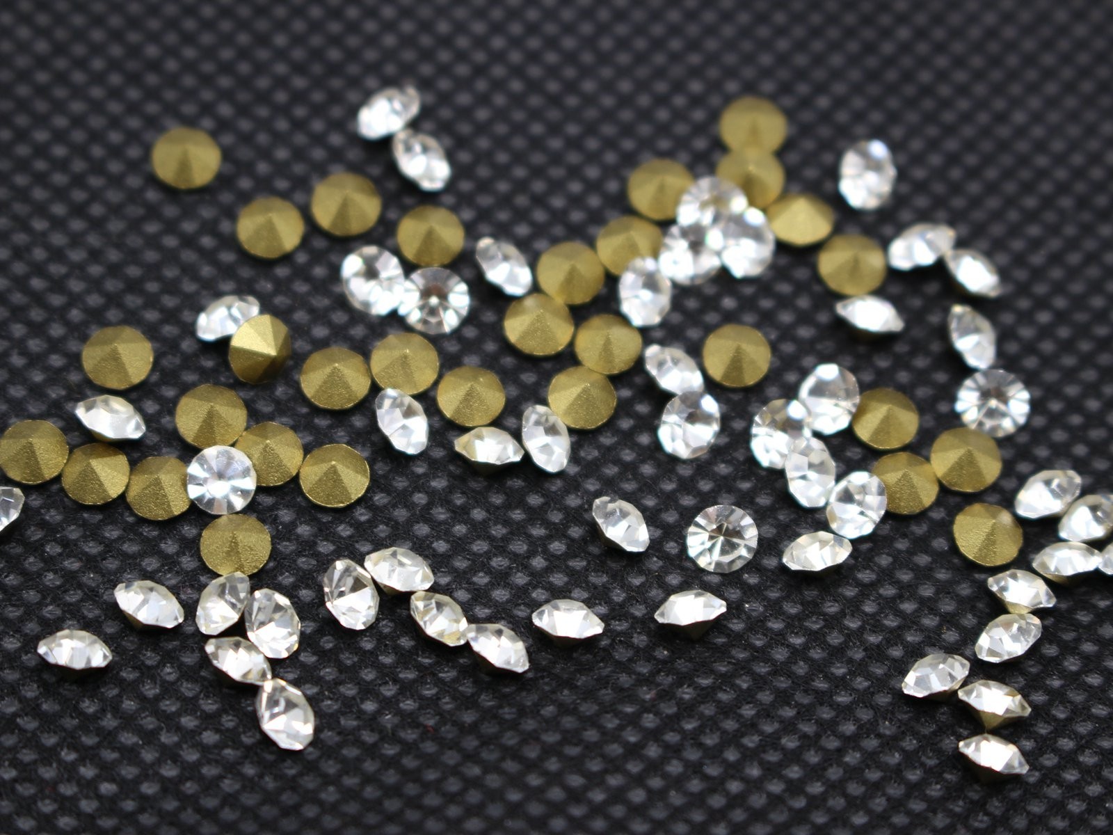 Clear SS4-SS16 Diamond Point back Rhinestones Gems Crystal Chatons Strass